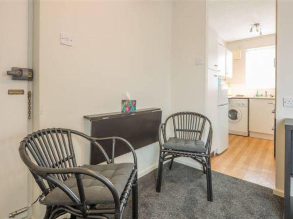 Armitage Way Holiday Apartment - Perfect To Self Isolate كامبريدج المظهر الخارجي الصورة
