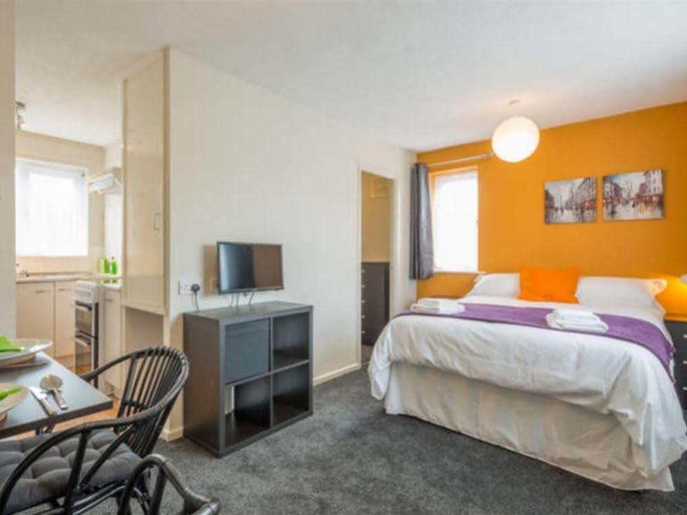 Armitage Way Holiday Apartment - Perfect To Self Isolate كامبريدج المظهر الخارجي الصورة